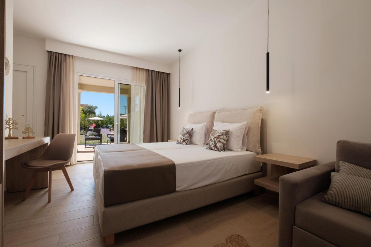 Terezas Hotel Sidari  Luaran gambar