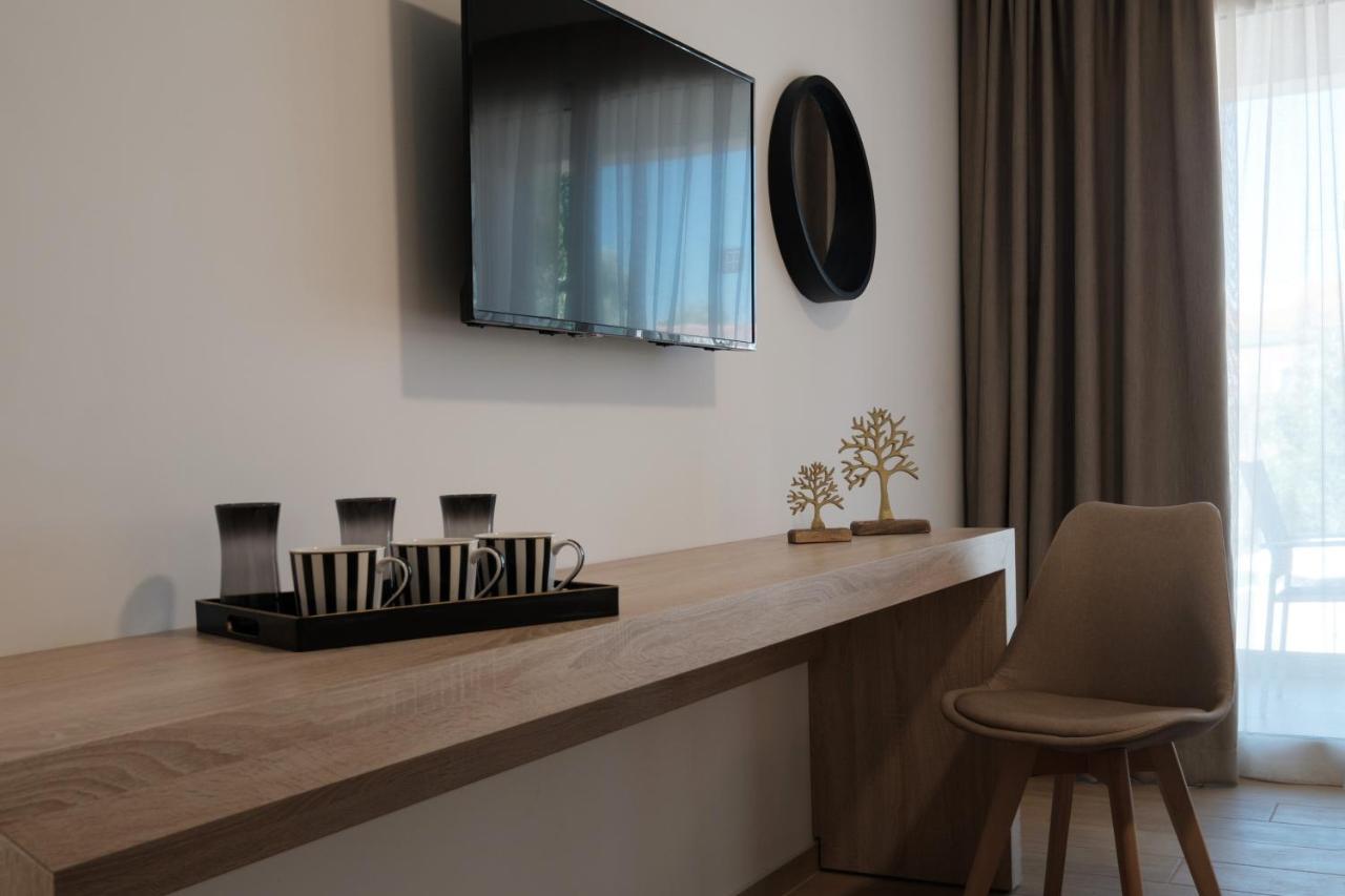 Terezas Hotel Sidari  Luaran gambar